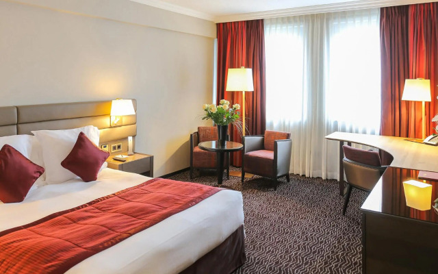 Le Royal Hotels & Resorts