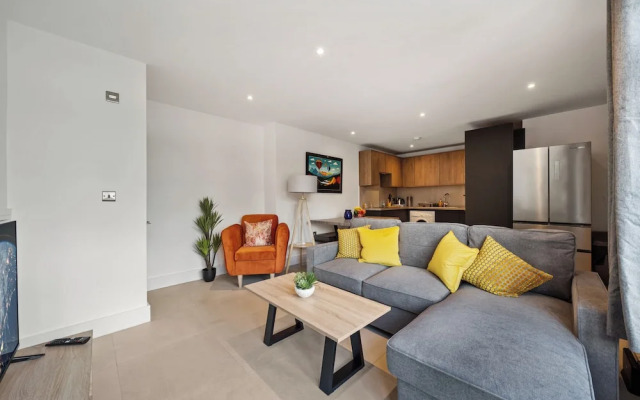 Sebright House