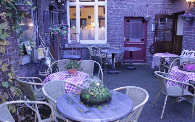 hotel le bonheur