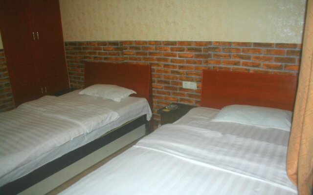 Mianyang Santai Nanhe Business Inn