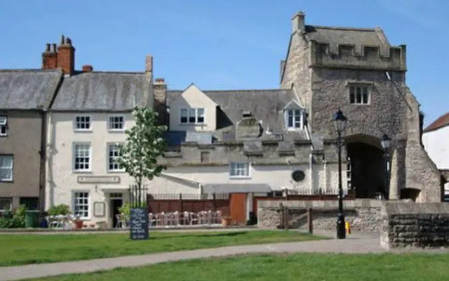 The Ancient Gatehouse Hotel