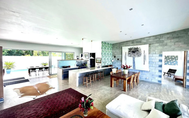 Coast Cook Islands - 3-Bedroom Beachfront Pool Villa