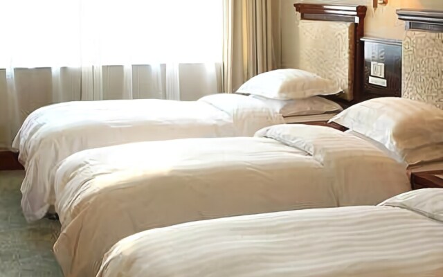 Hong Ji Hua Tian Hotel