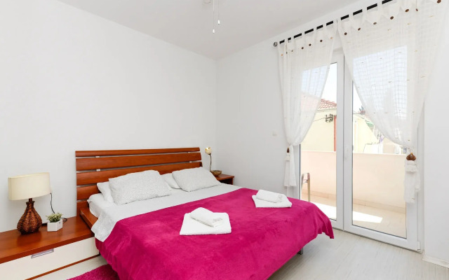 Deluxe Apartments Goya