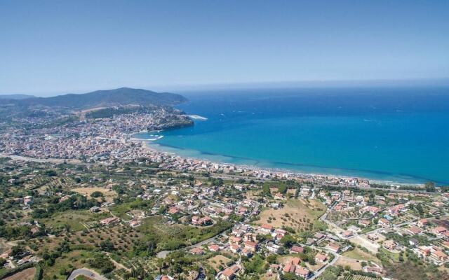 Beautiful Home in Agropoli SA With Wifi and 4 Bedrooms