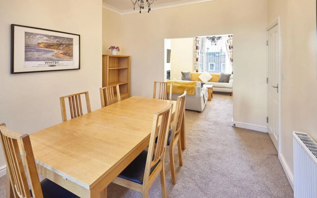 Host Stay Rosemill