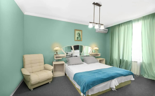 Boryana Hotel