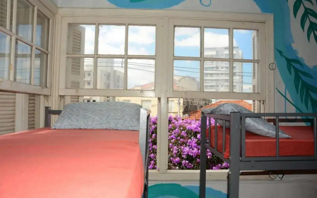 Akkui Hostel