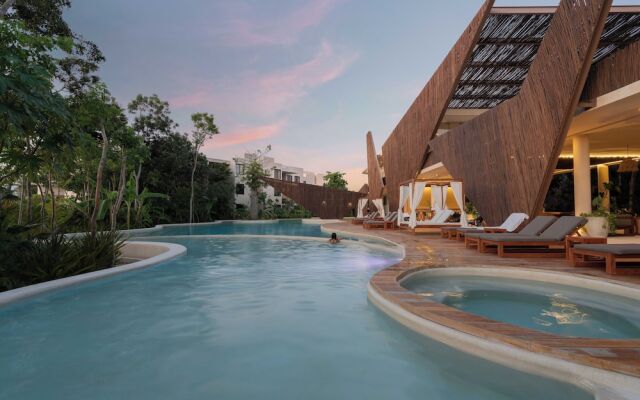 Beautiful 2BR apartment in fully equipped hotel in Tulum