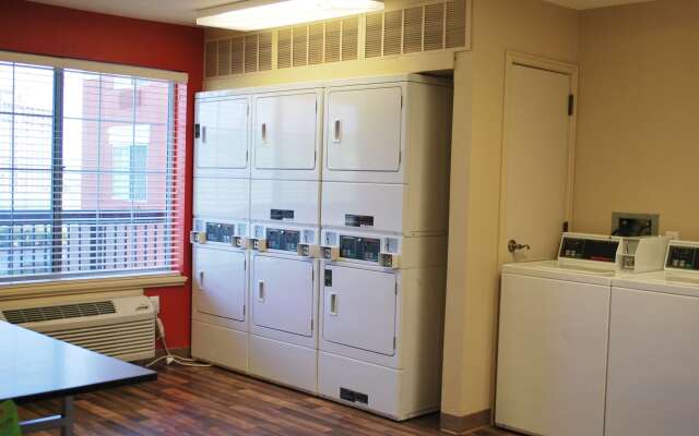 Extended Stay America Suites St Louis Westport Central