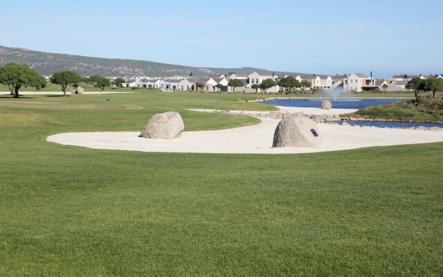 Ellefsen Golf Suite 137, Langebaan, 4 - Sleeper