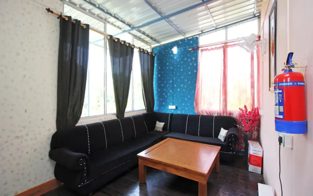 OYO Flagship 5175 Hotel Rama Blue Point