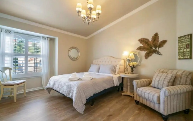 @ Marbella Lane - Captivating Home W/pool