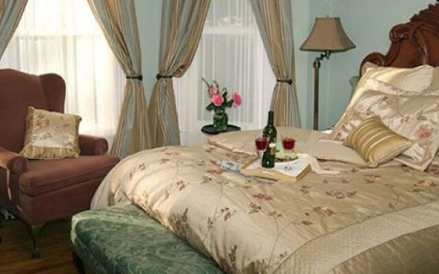 Albert Shafsky House Bed And Breakfast