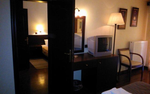 Olvios Hotel