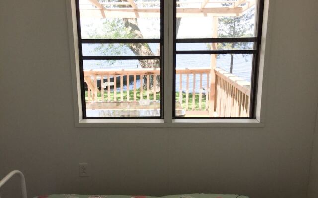 Cherry Lane Campground & Cottages