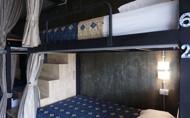 Club 76 Bunk Bed - Adults Only