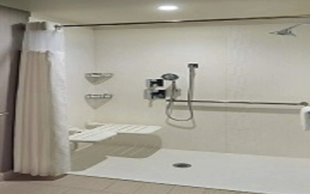 Courtyard by Marriott LaGrange
