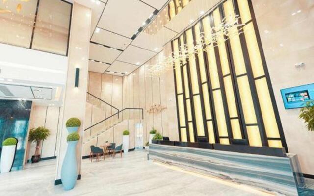 Up Fashion Hotel (Zhongshan North Station)