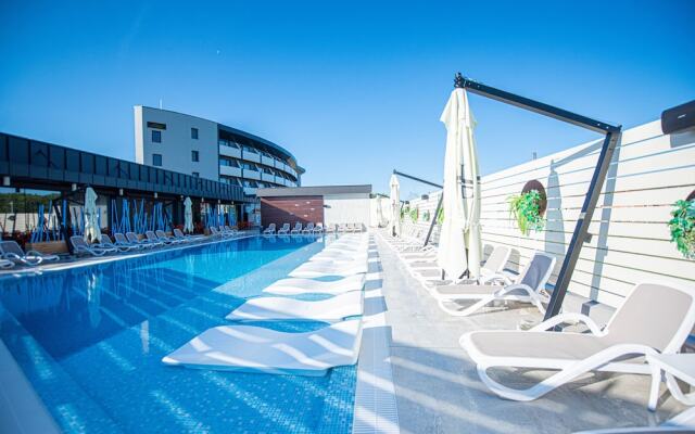 Hotel Aventus