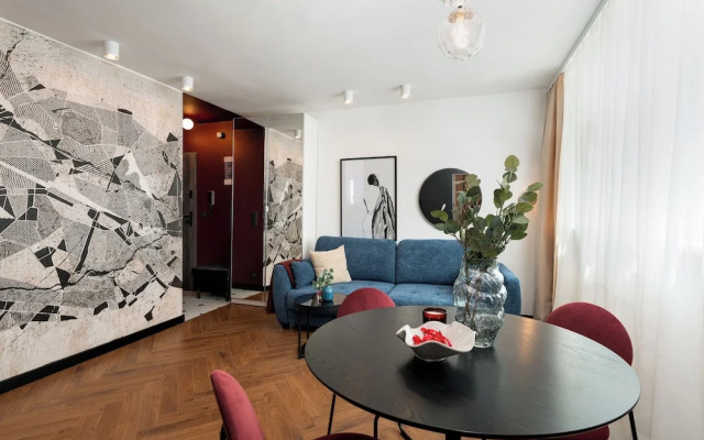 Crystal - by Kairos Apartments