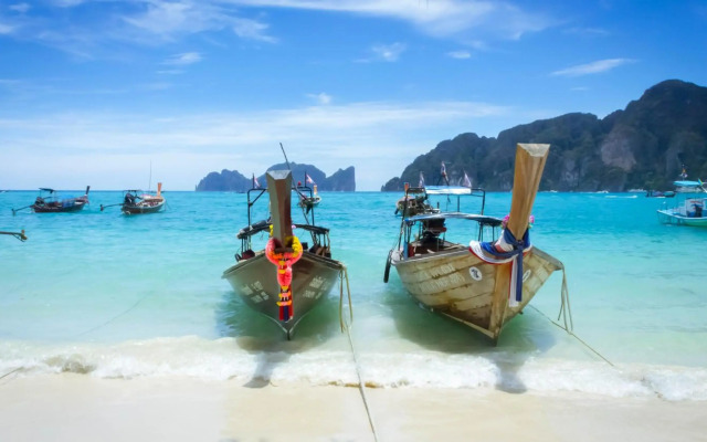Phi Phi Andaman Beach Resort
