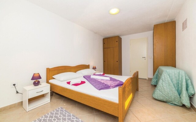 Beautiful Home in Marina With Wifi and 7 Bedrooms