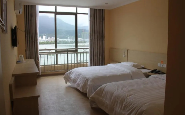 7 Days Inn (Linzhi Bayi Bridge)