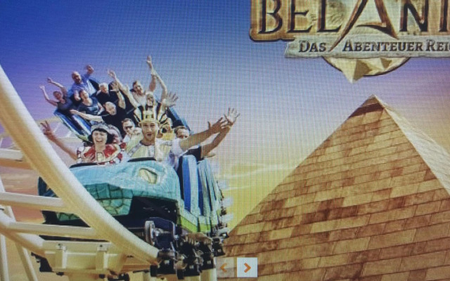 Pool & Lake Holiday Home