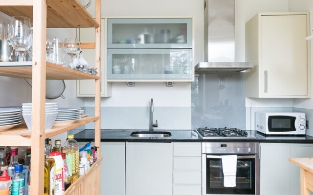 Beautiful 3BR Flat in SW London