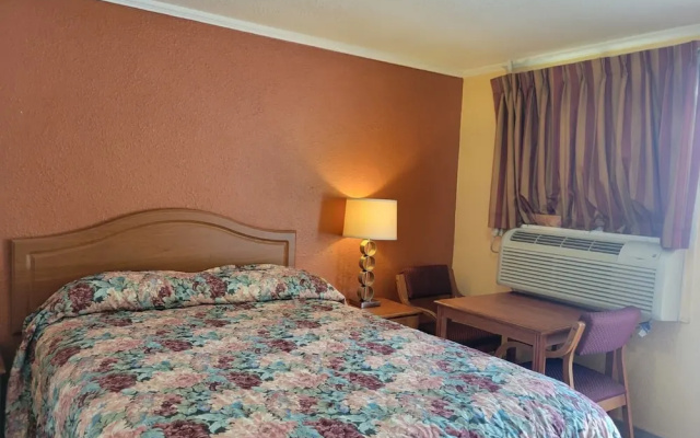 Relax Inn Daingerfield Near Mount Pleasant TX
