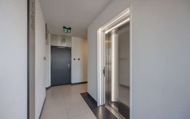 Komputerowa Studio Warsaw by Renters