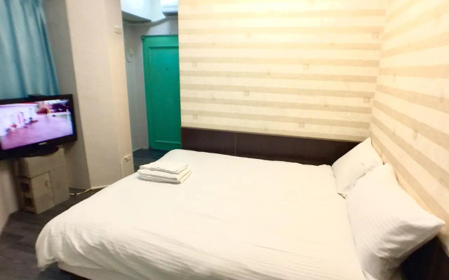 Love Fenjia Colorful Hotel