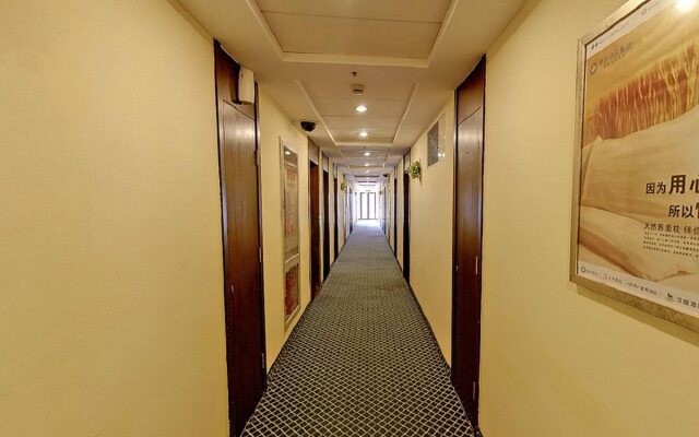Hanting Express Hotel Shanghai Minsheng Road