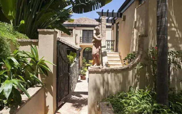 Rivendell 4 Bedroom Villa