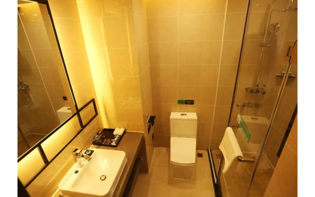 Xana Hotel (Shanghe Bus Station Hot Spring Base)