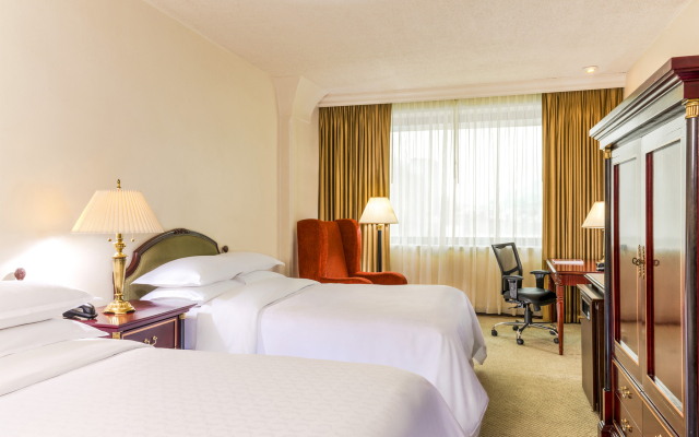 Wyndham Monterrey Ambassador Centro