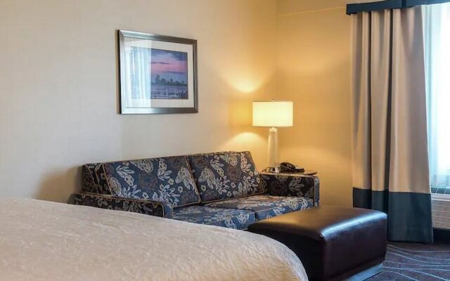 Hampton Inn by Hilton Ottawa Airport, ON, CN