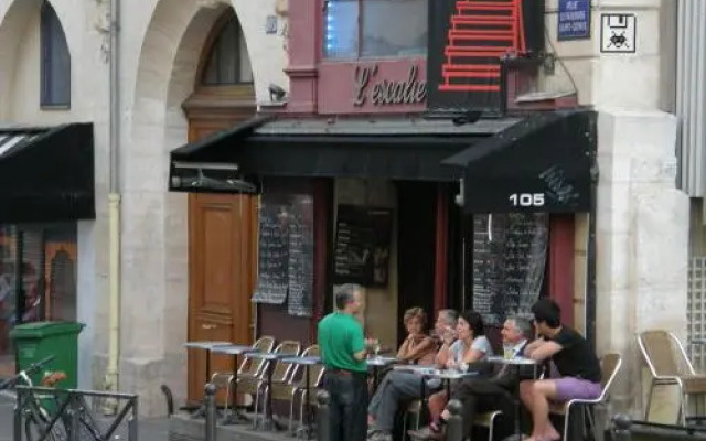 2 pièces calme et central, Paris 10ème