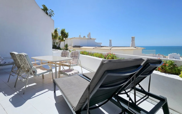 Albufeira Blue Wave Retreat 64