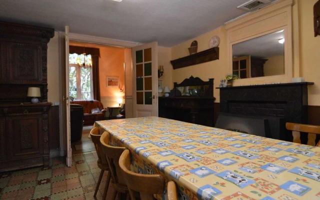 Holiday Home in La Rouge Miniere Nature Haven