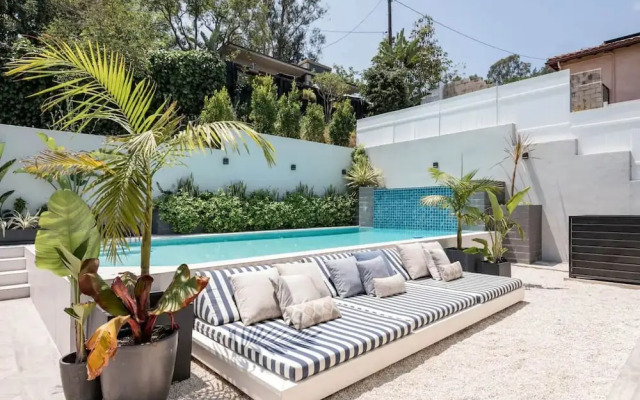 Hollywood Hills Heatpool BBQ Prime Location