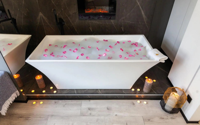 Royal apartment on Balabana 23