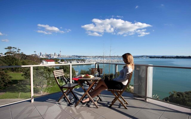 Ocean Breeze Hotel
