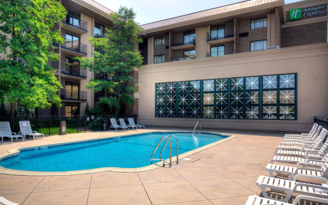 Holiday Inn Express Rolling Meadows - Schaumburg Area by IHG