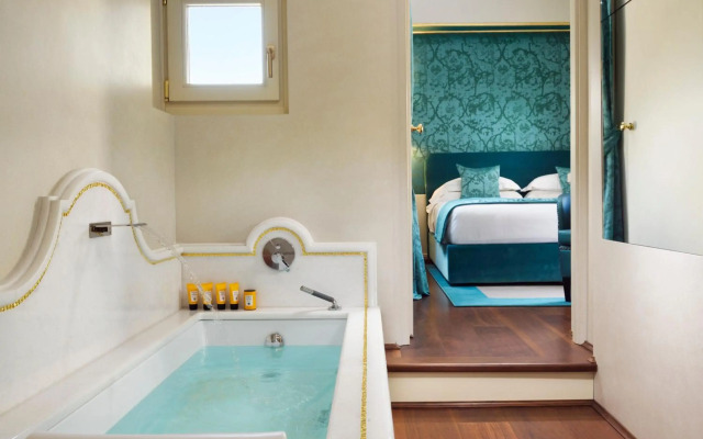 San Firenze Suites & Spa