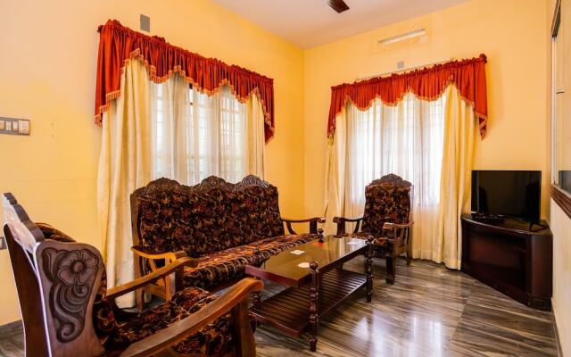 OYO 14172 Home Modern 2 BHK Palarivattam