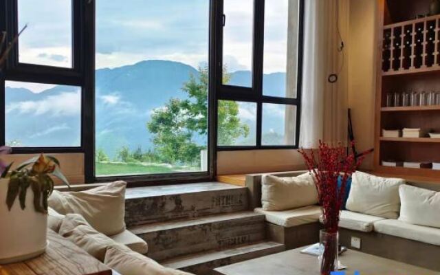 Yi Shuang Ren Hostel