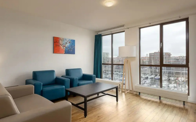 Apartment in Scheveningen by the Harbor