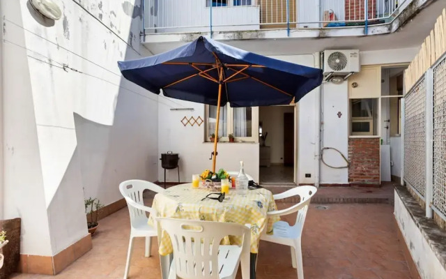 Tra il Centro e Il Mare Apartment con terrazzo